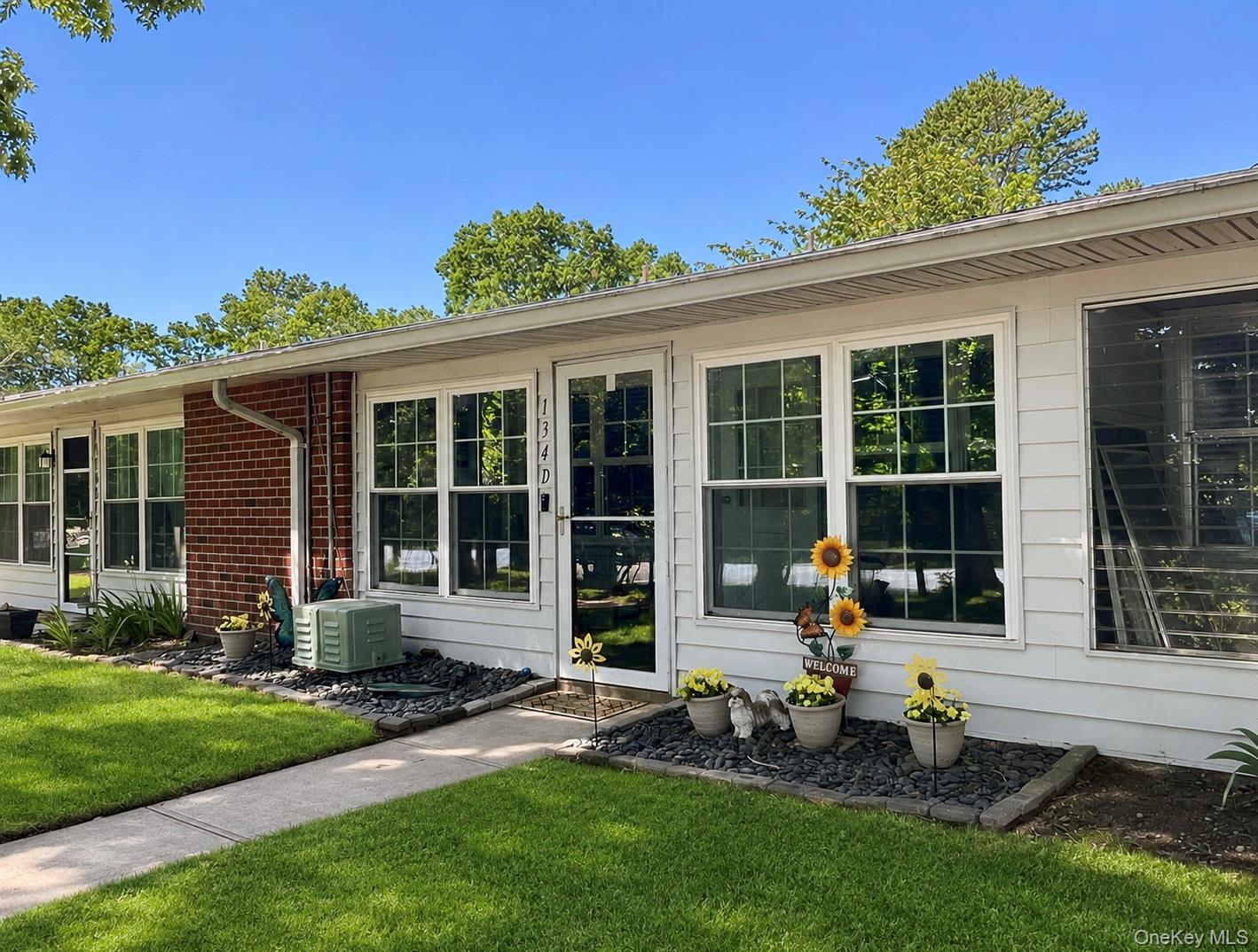 134 Eastbourne Court, Unit 134D Ridge, NY 11961 - Photo 2 of 19