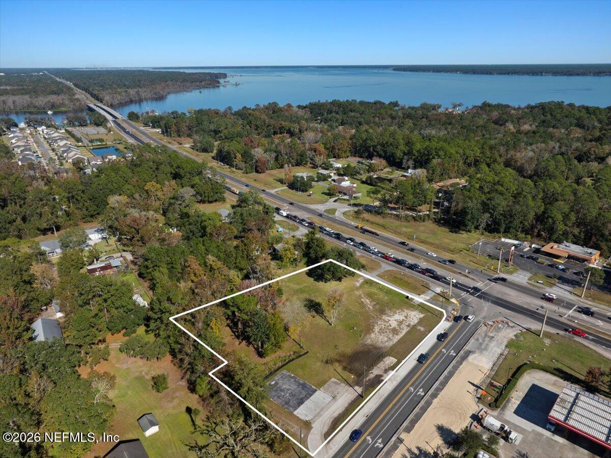 1456 Russell Road Green Cove Springs, FL 32043 - Photo 14 of 15 a view of a balcony with a ocean view