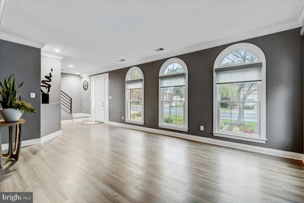 $1,060,000 | 43501 Monarch Beach Square, Leesburg, VA 20176