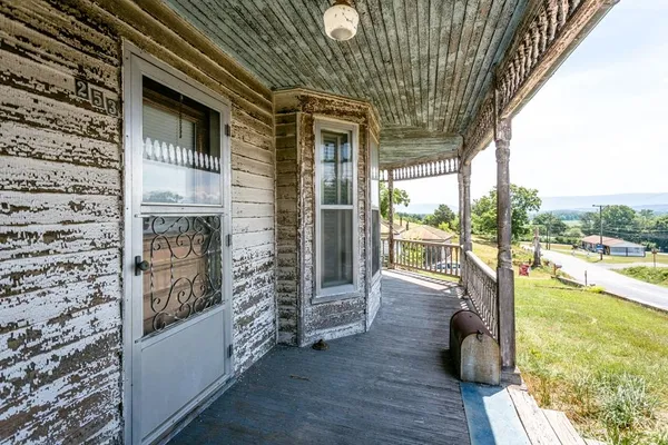 a view of an entryway