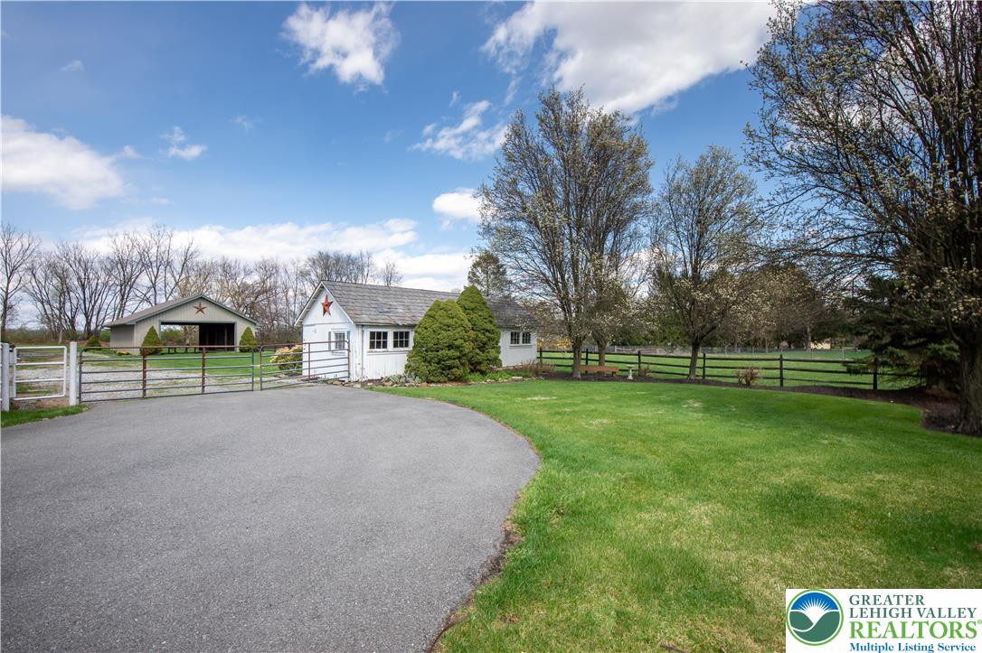 4006 Hecktown Road Bethlehem, PA 18020 - Photo 69 of 100