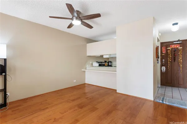 $375,000 | 98-351 Koauka Loop, Unit C402, Aiea, HI 96701