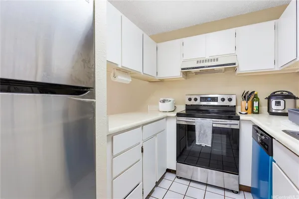 $375,000 | 98-351 Koauka Loop, Unit C402, Aiea, HI 96701