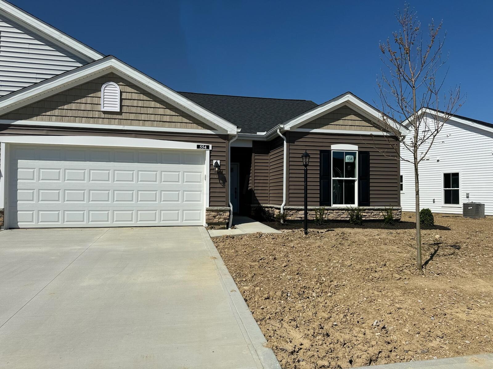 554 Rochdale Delaware, OH 43015 - Photo 4 of 15 554 Exterior