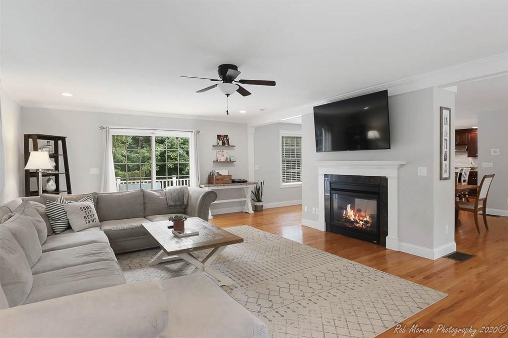 858 Johnson Street North Andover, MA 01845 - Photo 16 of 41