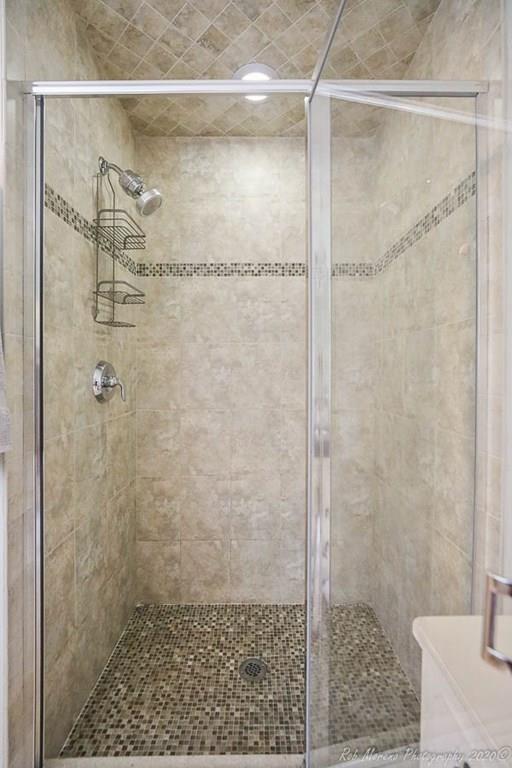 858 Johnson Street North Andover, MA 01845 - Photo 27 of 41