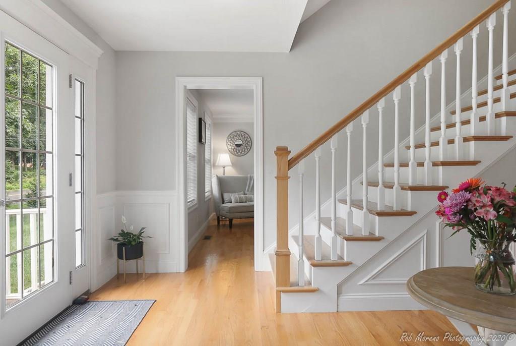 858 Johnson Street North Andover, MA 01845 - Photo 3 of 41