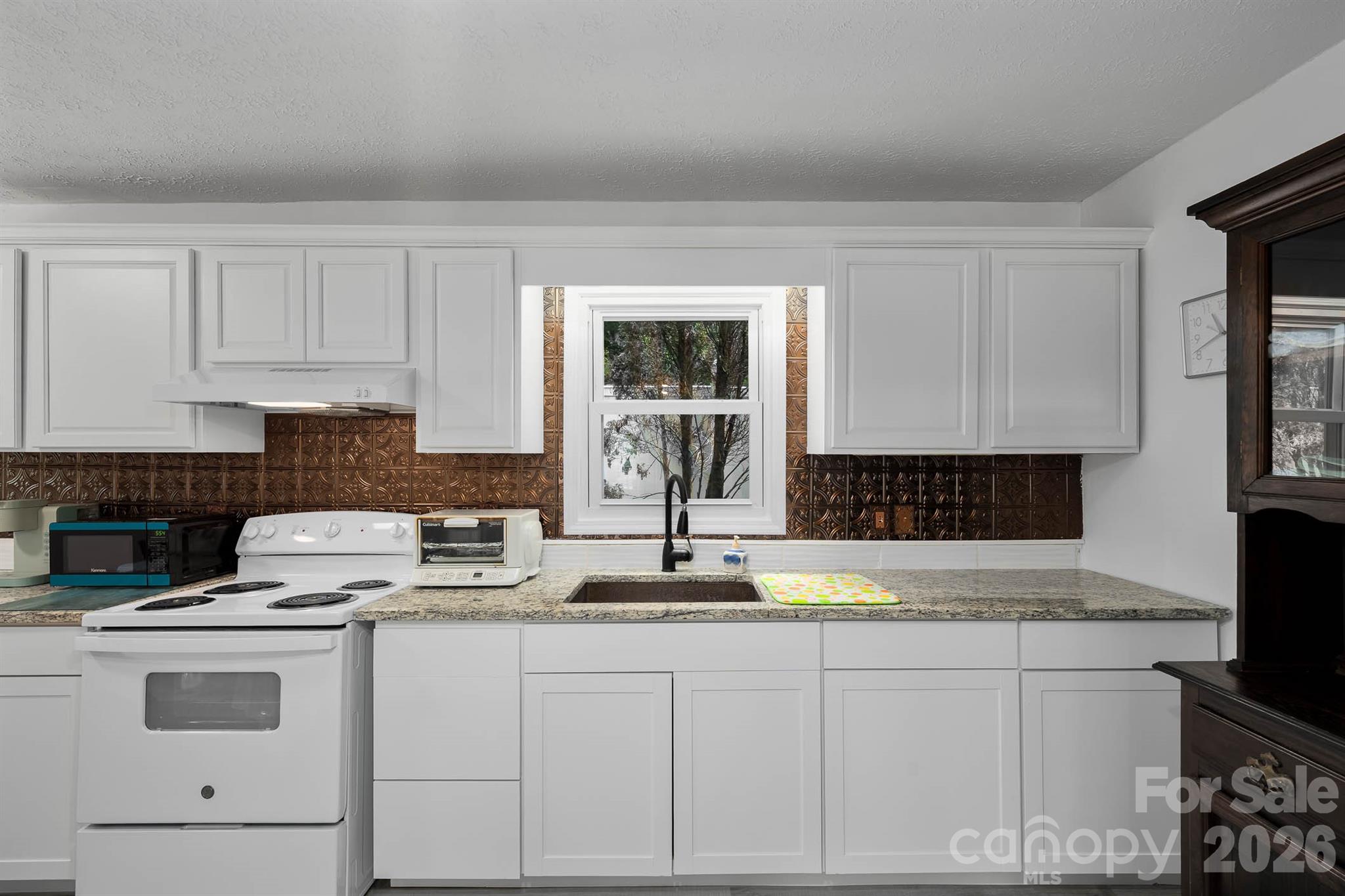 389 Rollins Road Marshall, NC 28753 - Photo 12 of 44