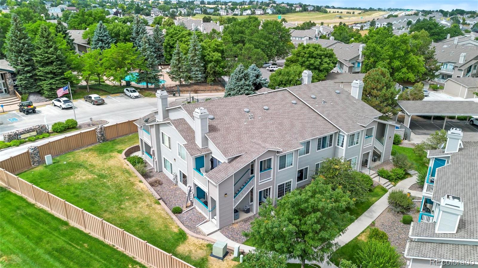3975 East Canyon Ranch Road, Unit 102 Highlands Ranch, CO 80126 - Photo 4 of 36 Gallery Image 4