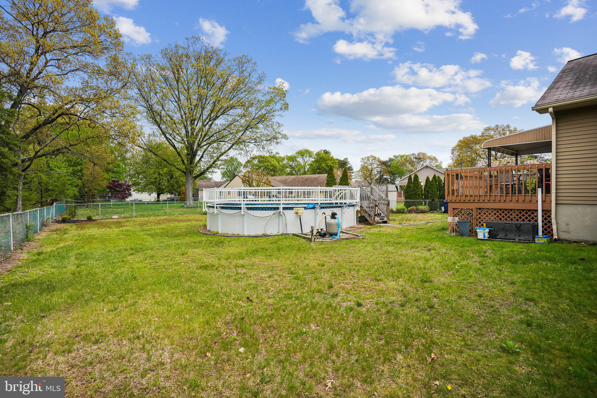 905 Bridgeboro Street Delran, NJ 08075 - Photo 22 of 24 Back Yard Pool