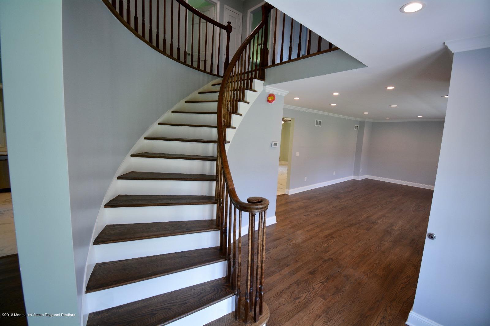 90 Paint Island Spring Road Clarksburg, NJ 08510 - Photo 21 of 58 Foyer