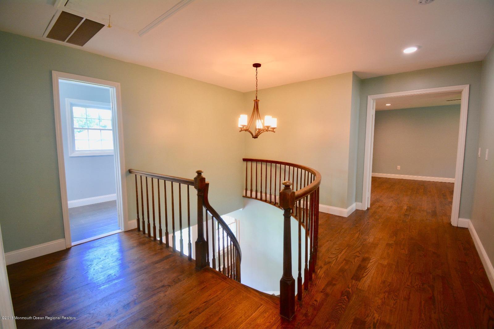 90 Paint Island Spring Road Clarksburg, NJ 08510 - Photo 50 of 58 Upstairs Hallway