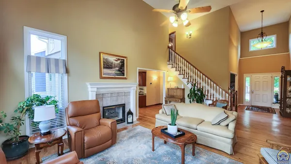 $524,950 | 3728 Southwest Stonybrook Drive, Topeka, KS 66610