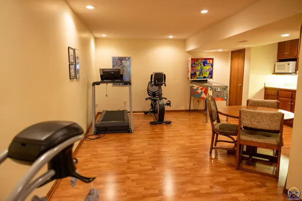 $524,950 | 3728 Southwest Stonybrook Drive, Topeka, KS 66610