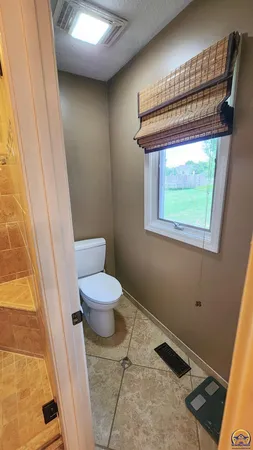 $524,950 | 3728 Southwest Stonybrook Drive, Topeka, KS 66610