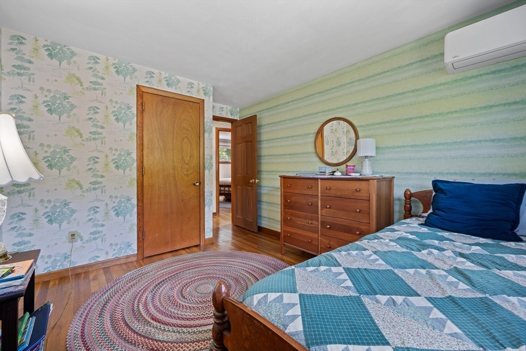 41 Englewood Road Winchester, MA 01890 - Photo 11 of 17