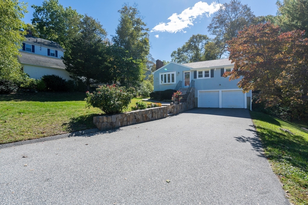 41 Englewood Road Winchester, MA 01890 - Photo 2 of 17