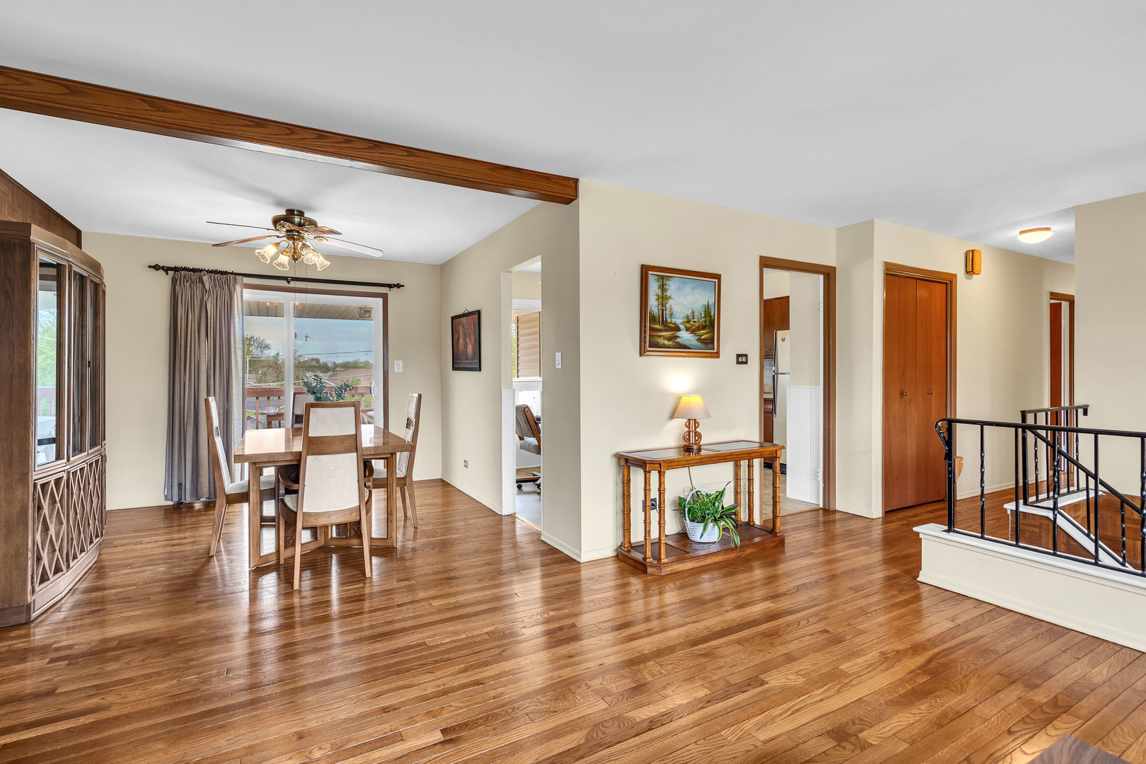 1755 Chippendale Road Hoffman Estates, IL 60169 - Photo 4 of 33