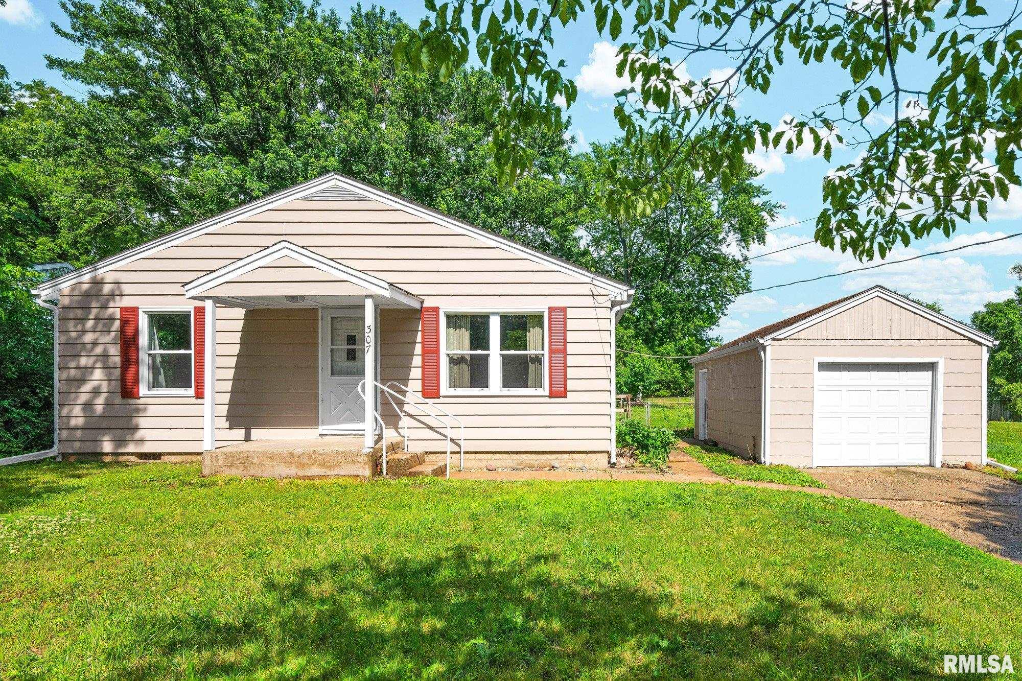 307 Wagner Street Washington, IL 61571 - Photo 2 of 23