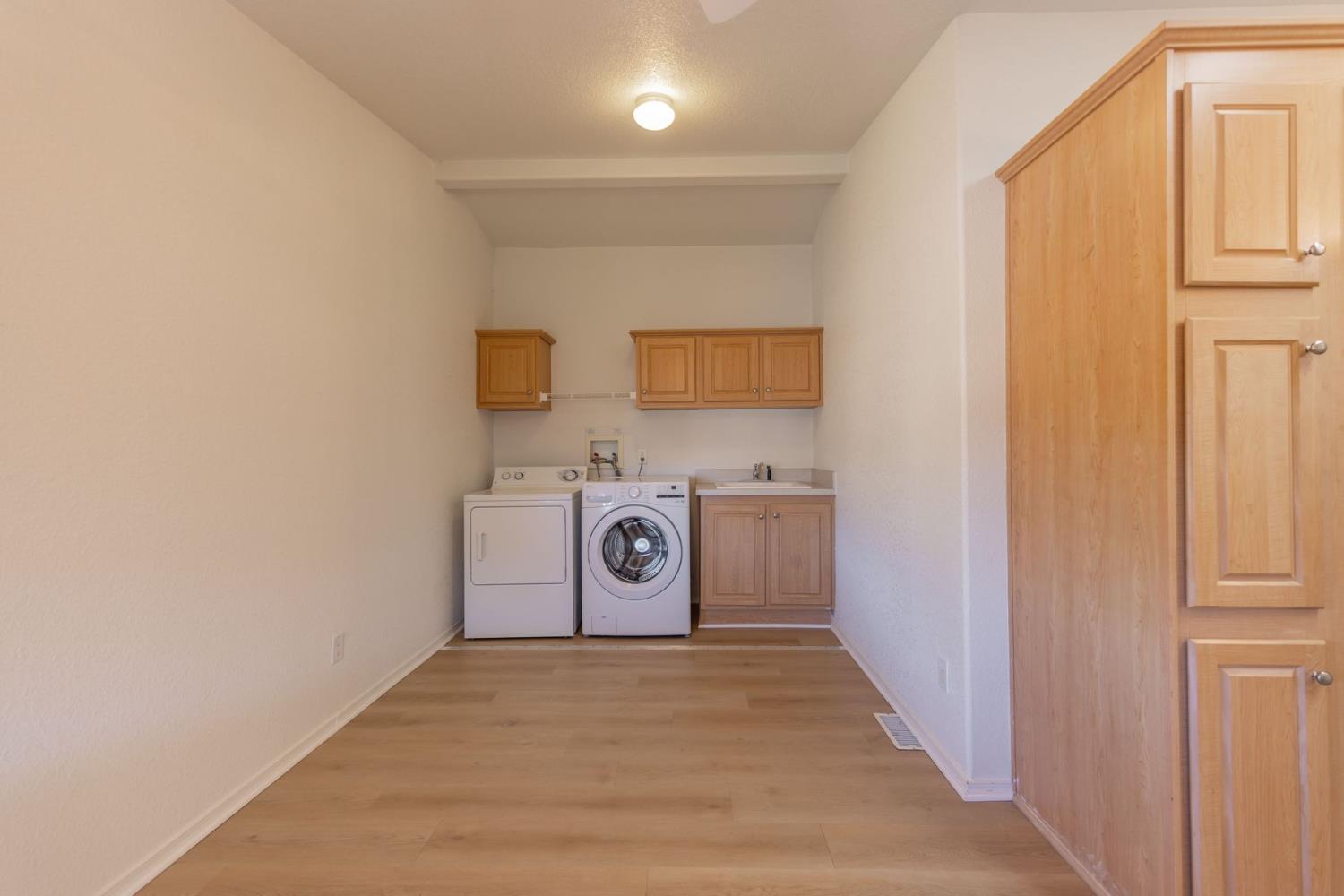 169 Don Antonio Way Ojai, CA 93023 - Photo 4 of 27