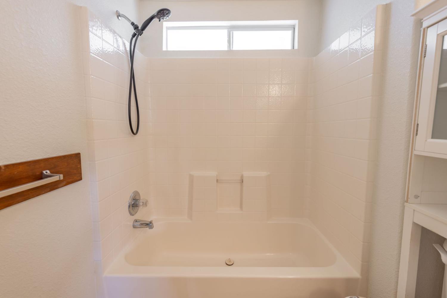 169 Don Antonio Way Ojai, CA 93023 - Photo 5 of 27