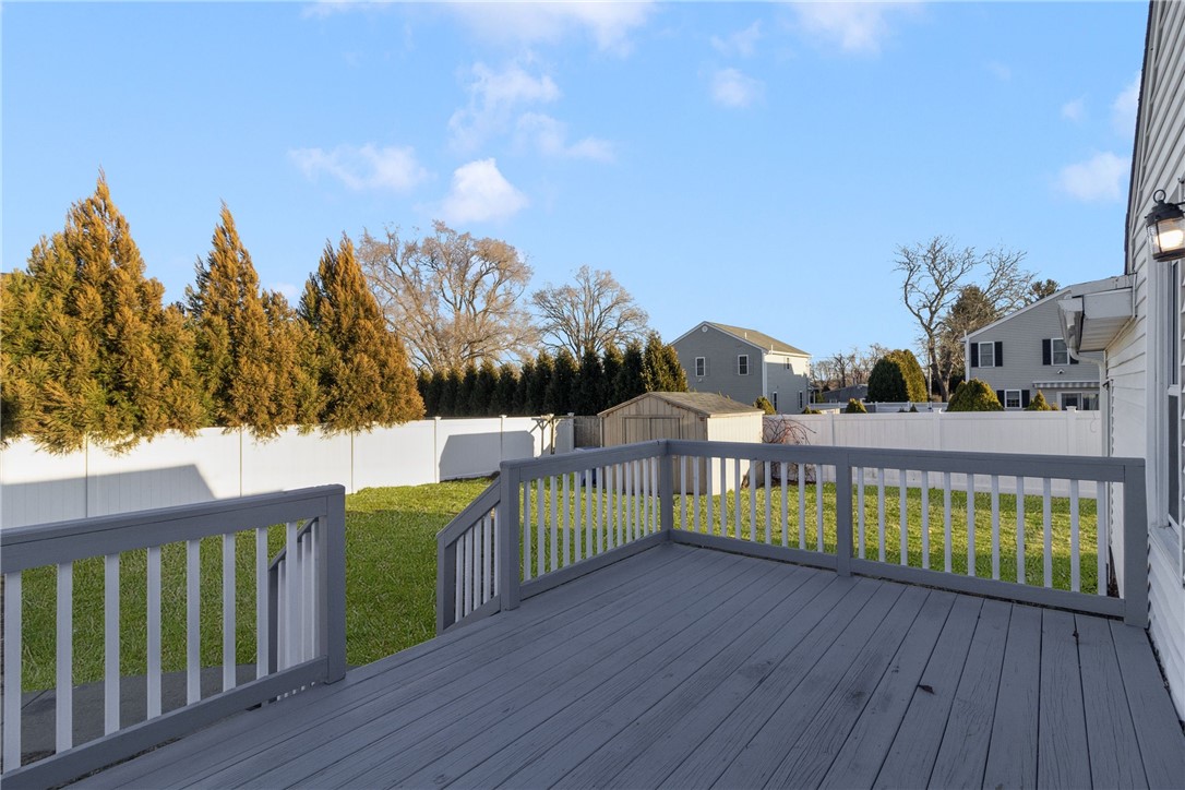 1609 West Main Road Middletown, RI 02842 - Photo 4 of 31 Deck