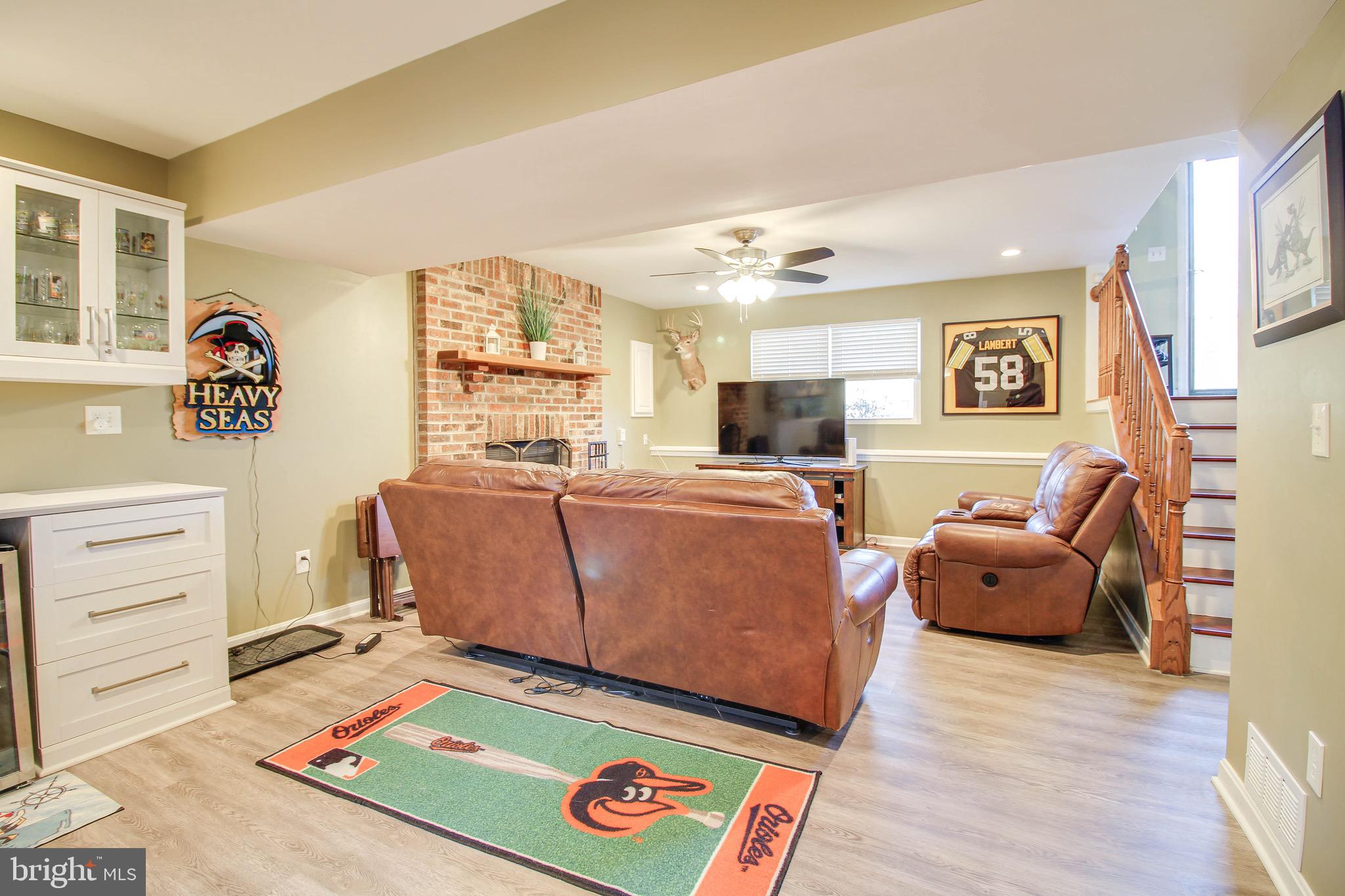 8000 Solley Road Glen Burnie, MD 21060 - Photo 23 of 44 a living room with furniture and a table