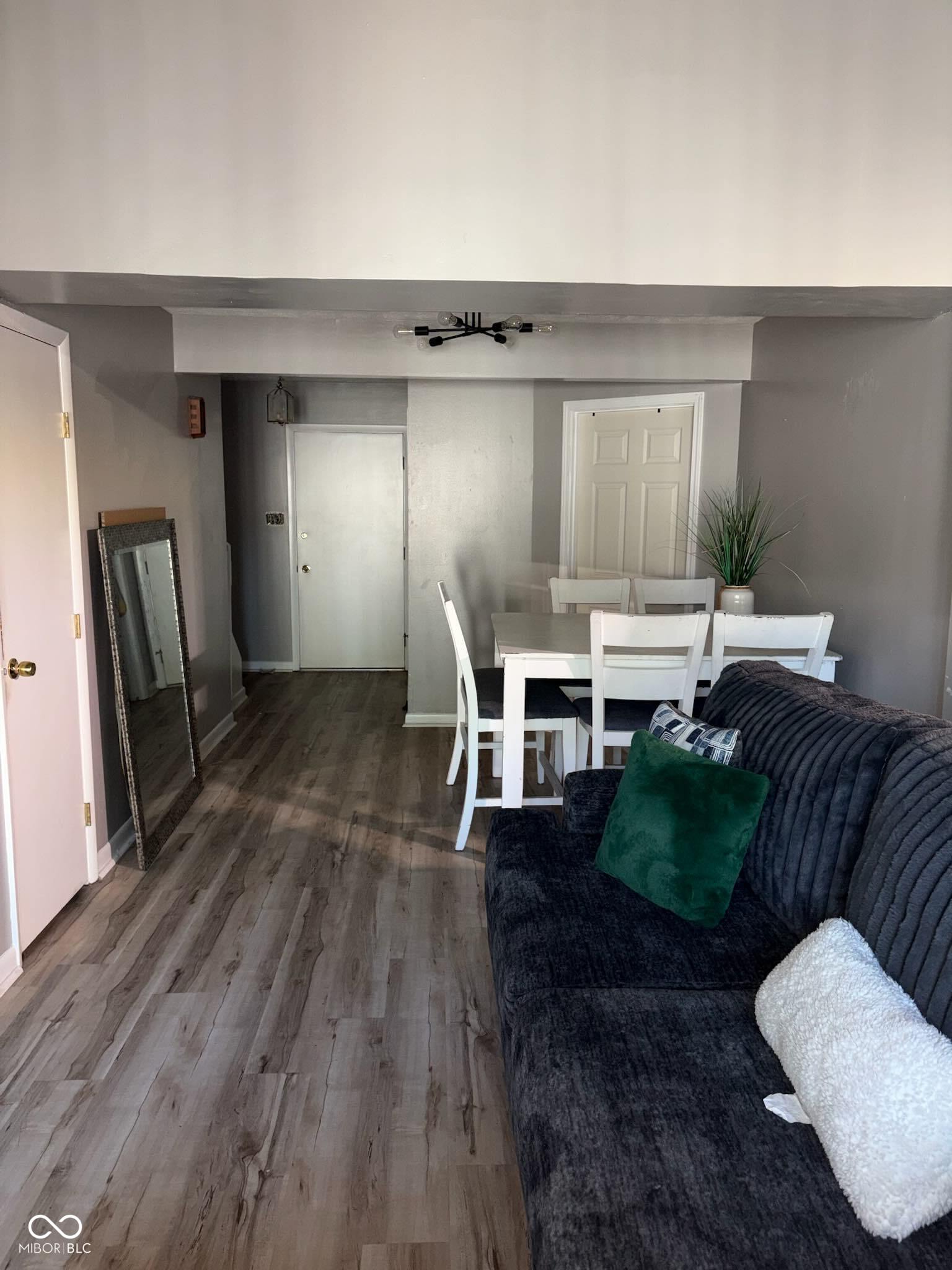 5304 North Franklin Road Indianapolis, IN 46226 - Photo 9 of 18