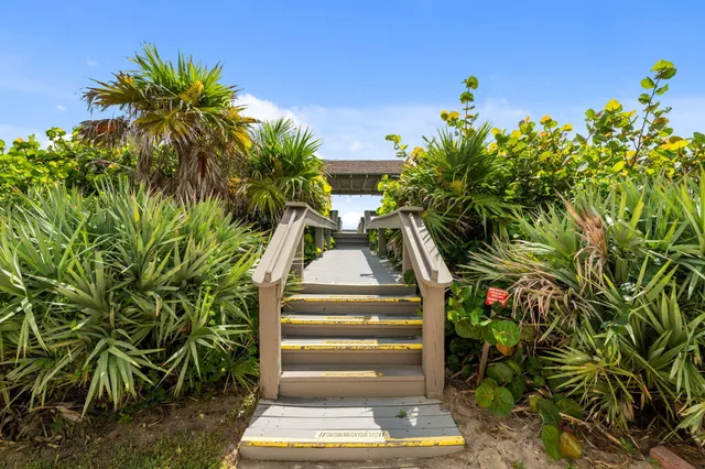 $4,000 | 7380 South Ocean Drive, Unit 319, Jensen Beach, FL 34957