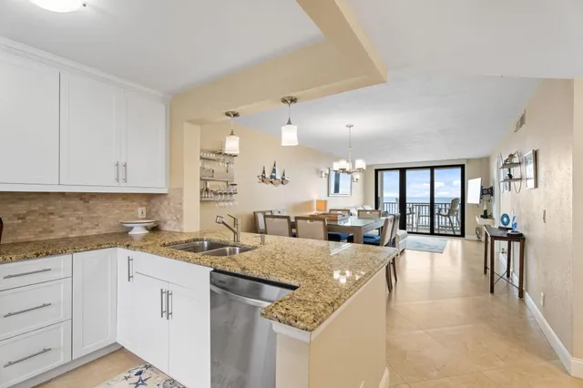 $4,000 | 7380 South Ocean Drive, Unit 319, Jensen Beach, FL 34957