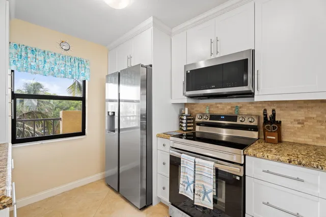 $4,000 | 7380 South Ocean Drive, Unit 319, Jensen Beach, FL 34957