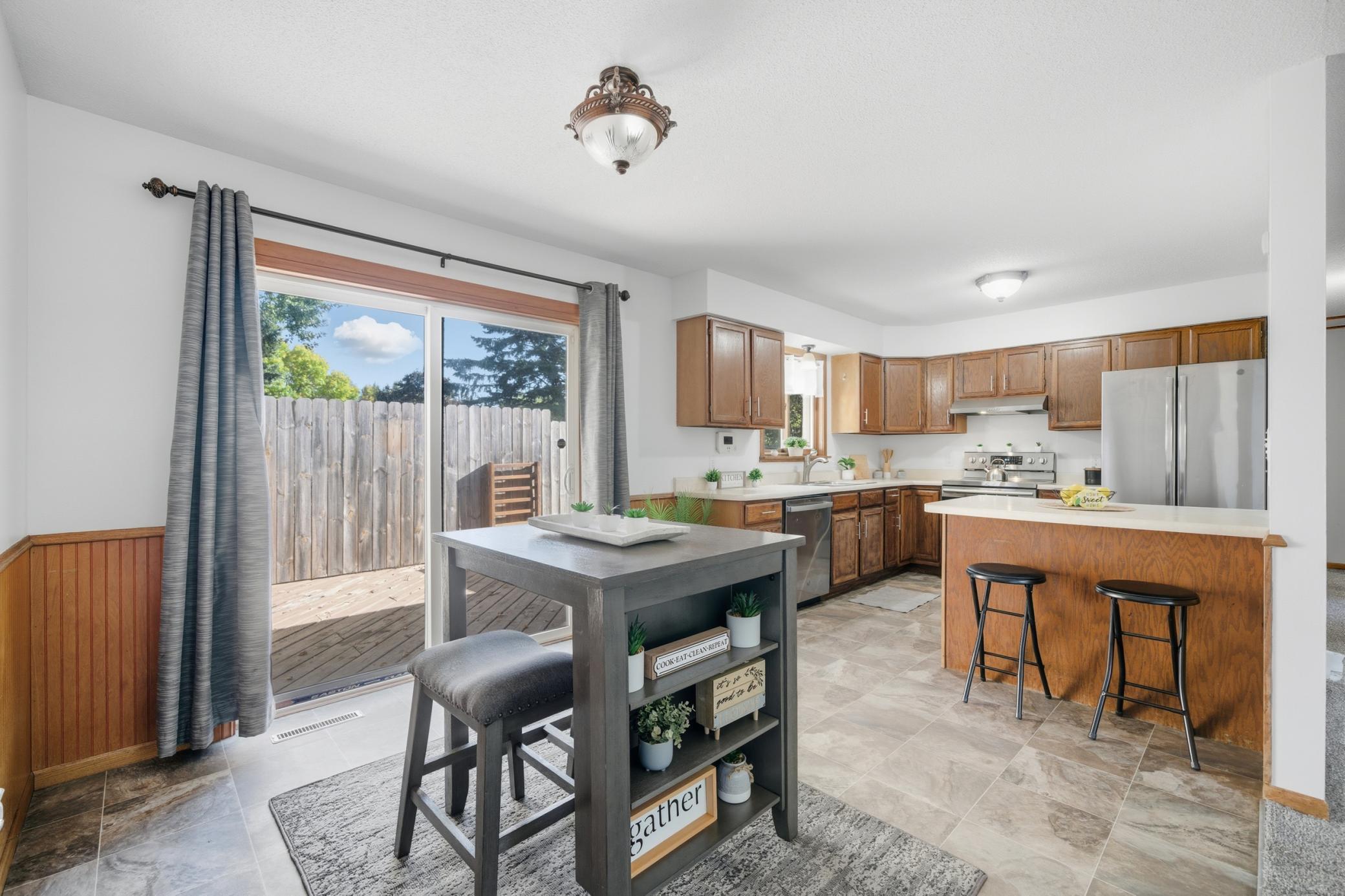 4339 Manor Park Drive Northwest Rochester, MN 55901 - Photo 6 of 22