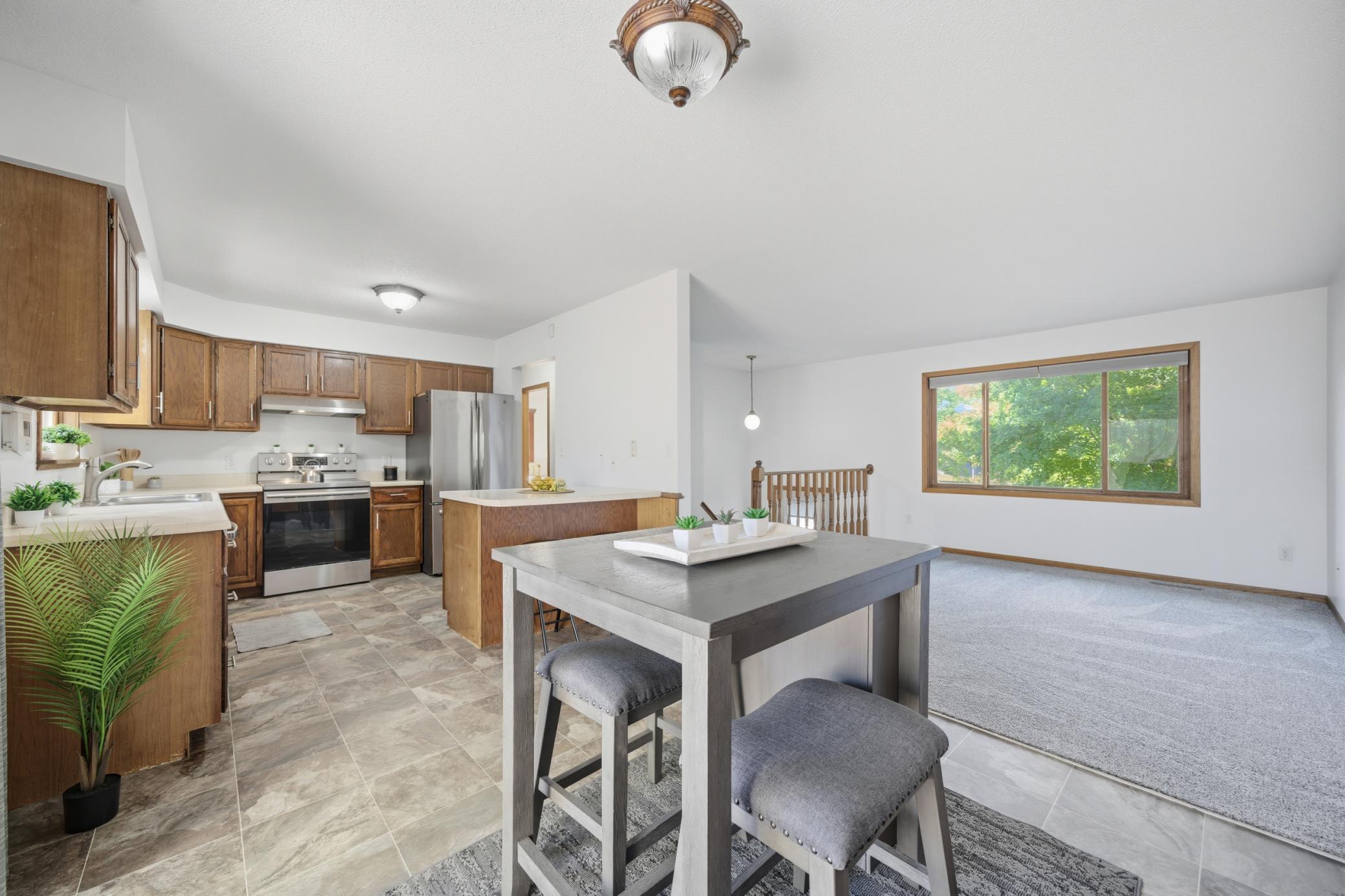 4339 Manor Park Drive Northwest Rochester, MN 55901 - Photo 7 of 22