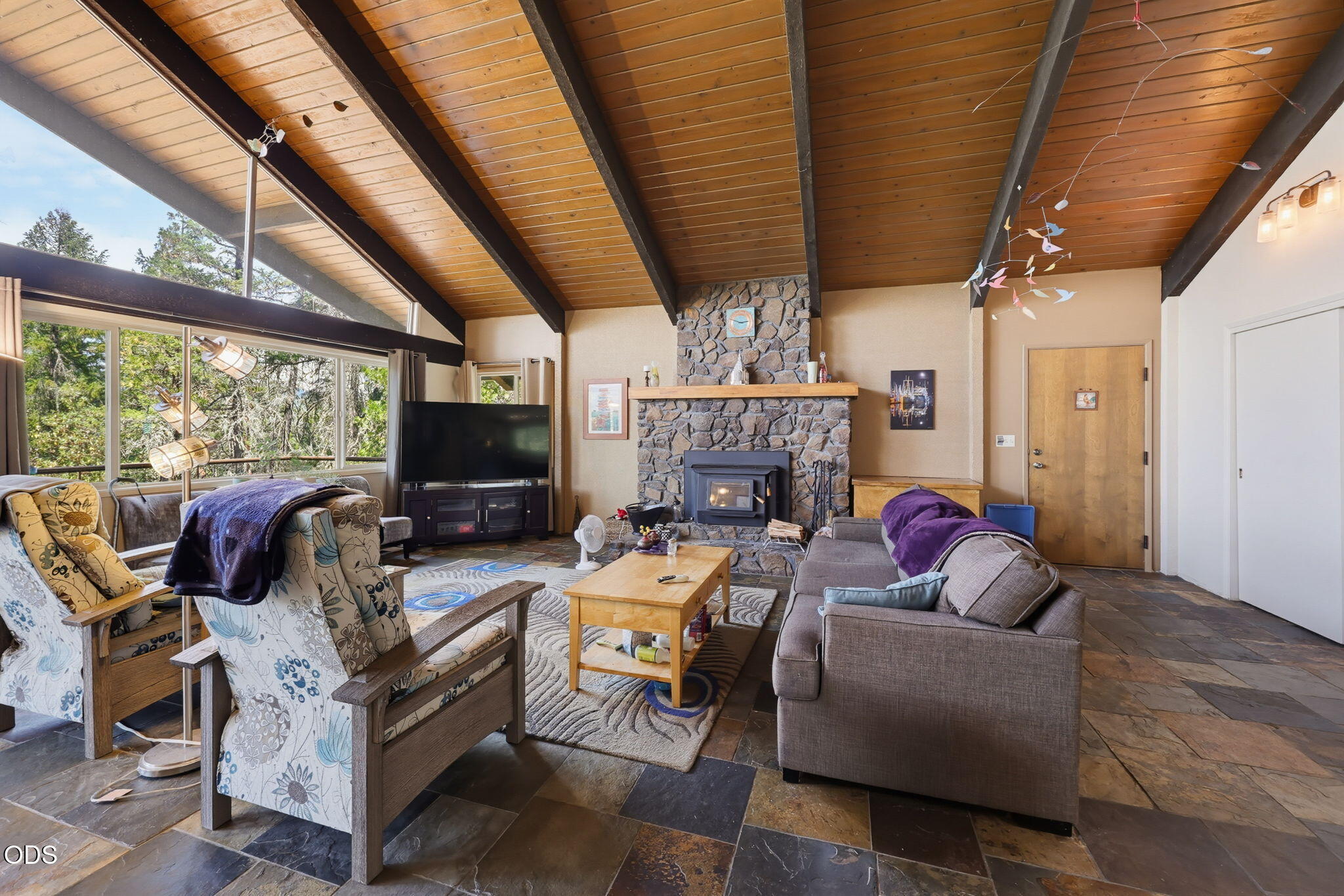 238 Citadel Road Trail, OR 97541 - Photo 6 of 29