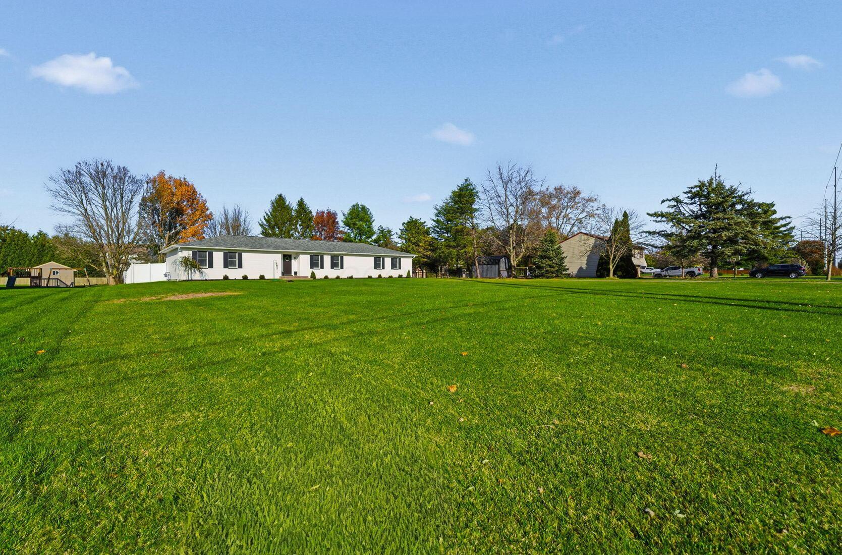 6200 Feder Road Columbus, OH 43228 - Photo 65 of 65 60-web-or-mls-Tracy Thayer - 6200 Feder