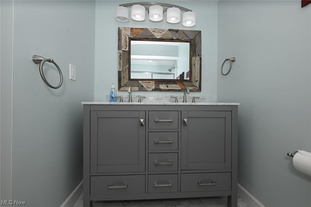 985 Canyon View Road, Unit 103 Northfield, OH 44067 - Photo 13 of 20 Gallery Image 13