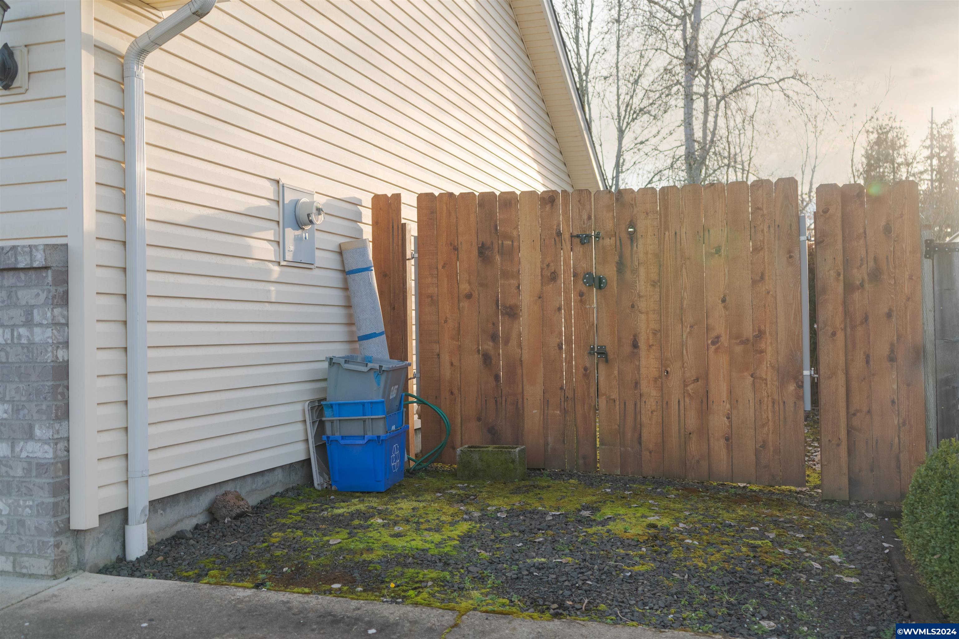 1904 Summerfield Court Southwest Albany, OR 97321 - Photo 27 of 28