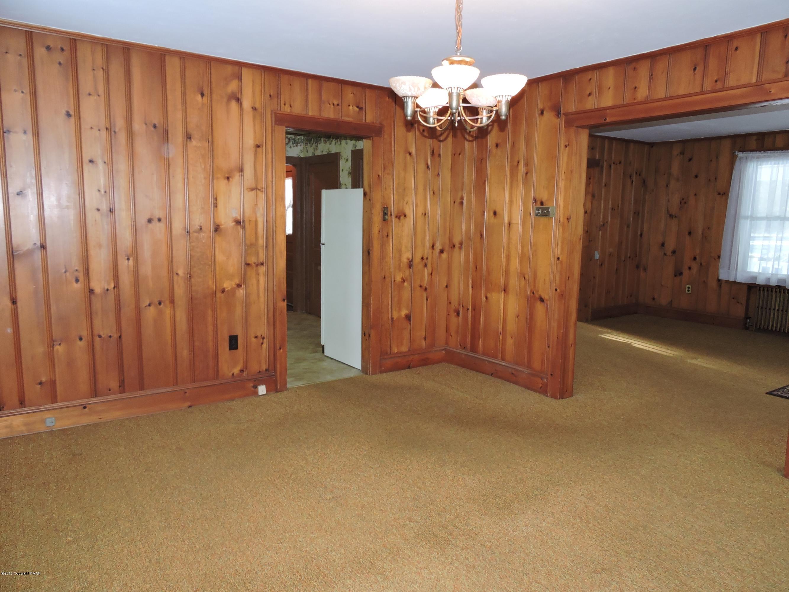 310 Dutch Hill Road Canadensis, PA 18325 - Photo 14 of 36 Dining Room
