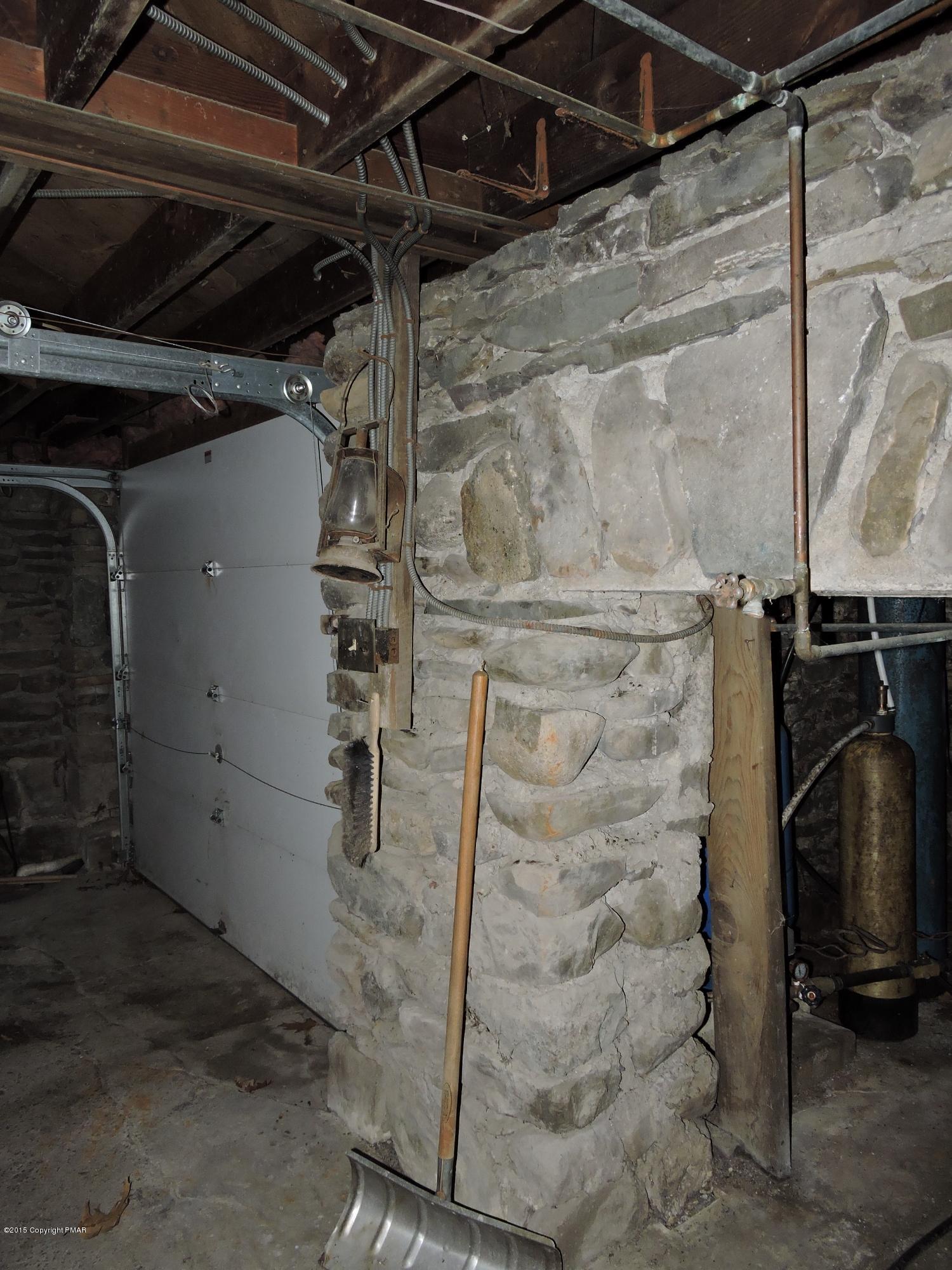 310 Dutch Hill Road Canadensis, PA 18325 - Photo 33 of 36 Garage Door