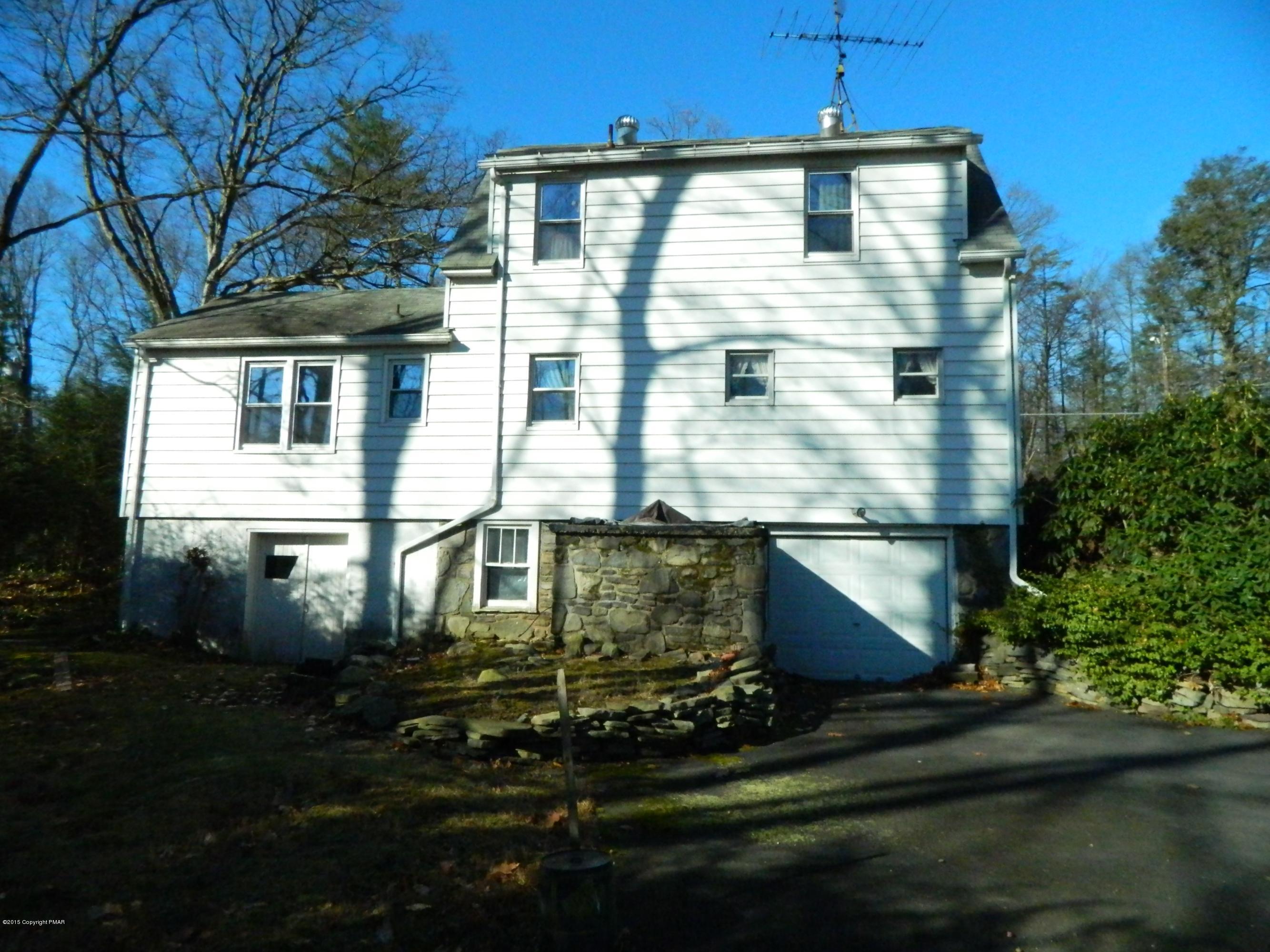 310 Dutch Hill Road Canadensis, PA 18325 - Photo 6 of 36 Rear of the house