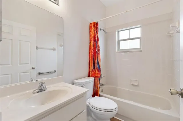 $330,000 | 17409 Southeast 111th Circle, Summerfield, FL 34491