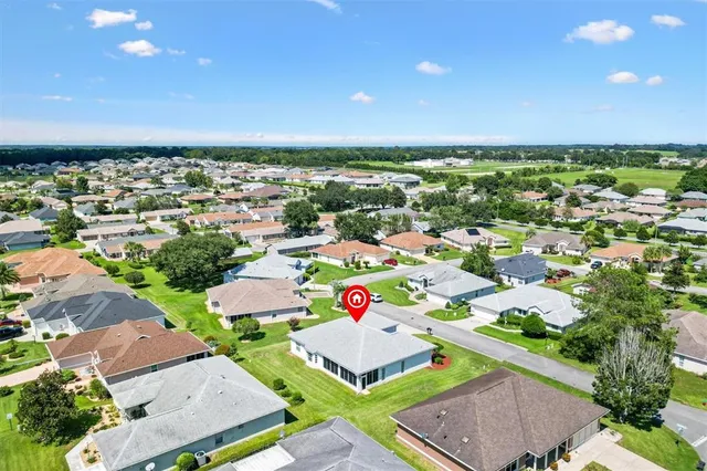 $330,000 | 17409 Southeast 111th Circle, Summerfield, FL 34491