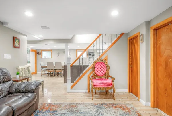 $1,390,000 | 48-18 190th Street | Auburndale