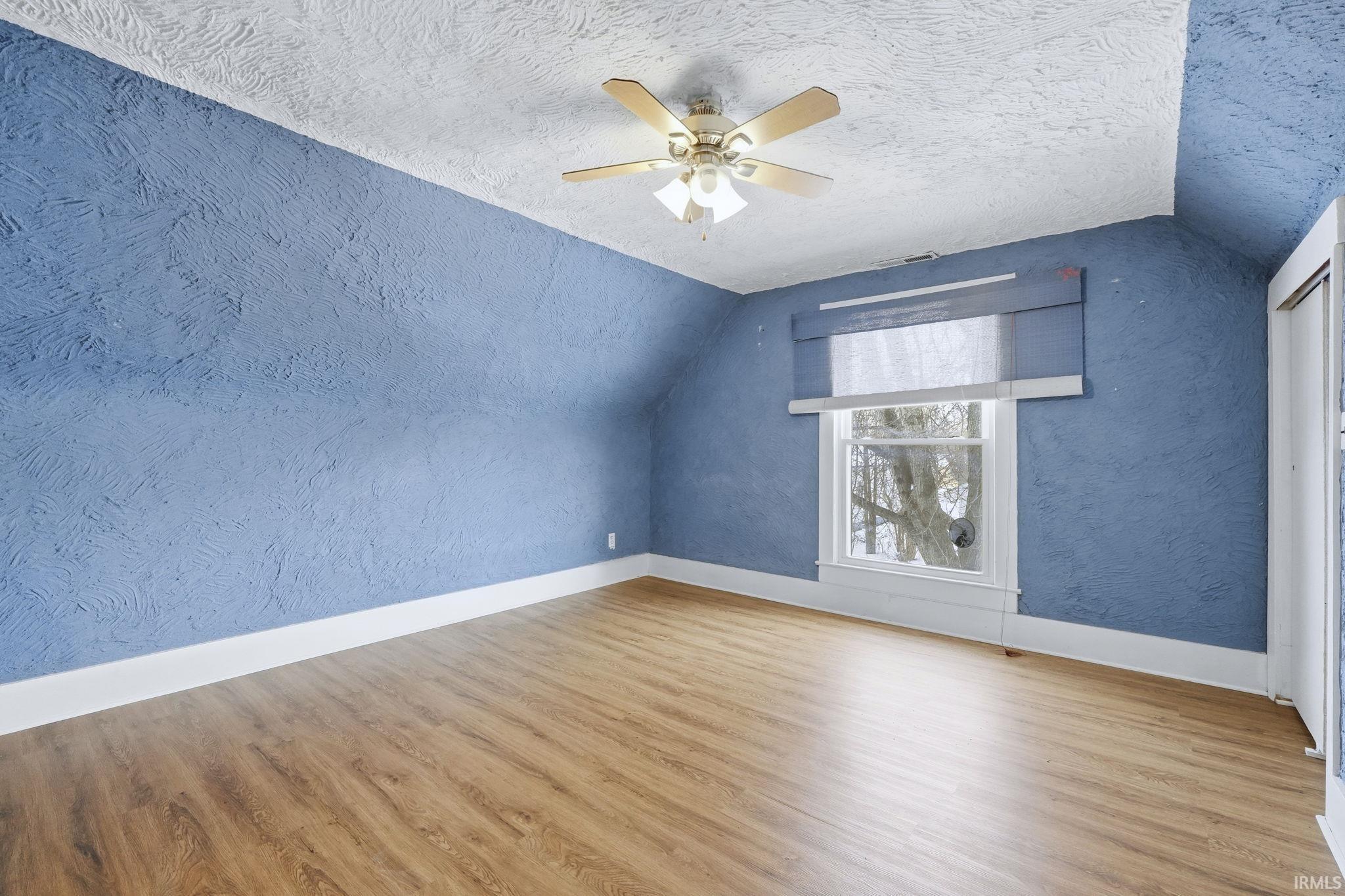 408 Shultz Street Logansport, IN 46947 - Photo 24 of 36