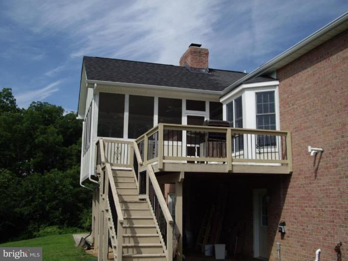 120 Ranger Court Front Royal, VA 22630 - Photo 3 of 19 Large screened in porch with deck