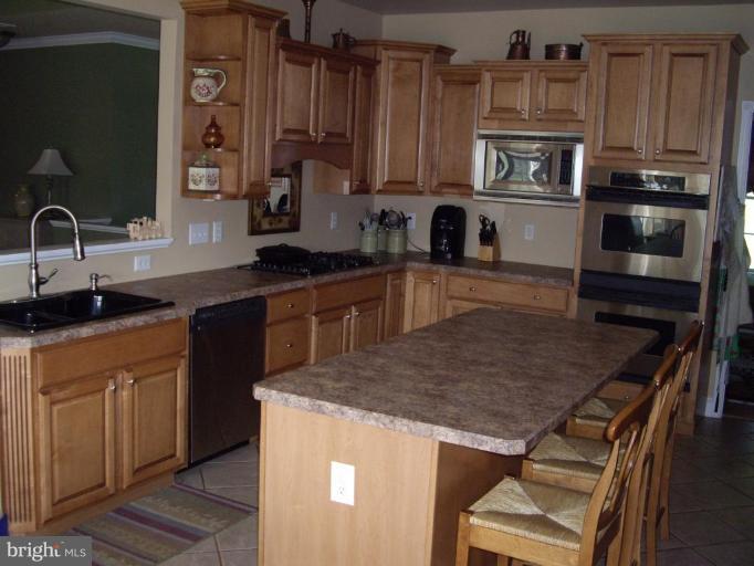120 Ranger Court Front Royal, VA 22630 - Photo 10 of 19 Kitchen