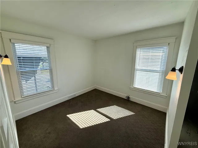 $1,800 | 95 Inwood Place, Unit 2, Buffalo, NY 14209