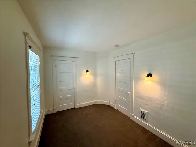 $1,800 | 95 Inwood Place, Unit 2, Buffalo, NY 14209