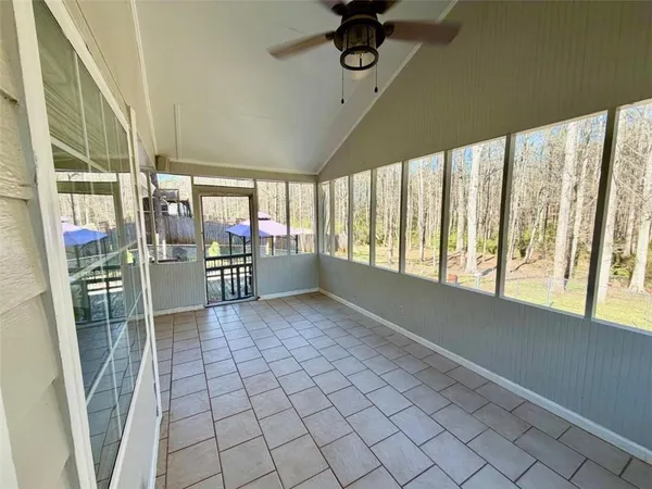 $298,500 | 130 Lakefront Drive, Covington, GA 30016