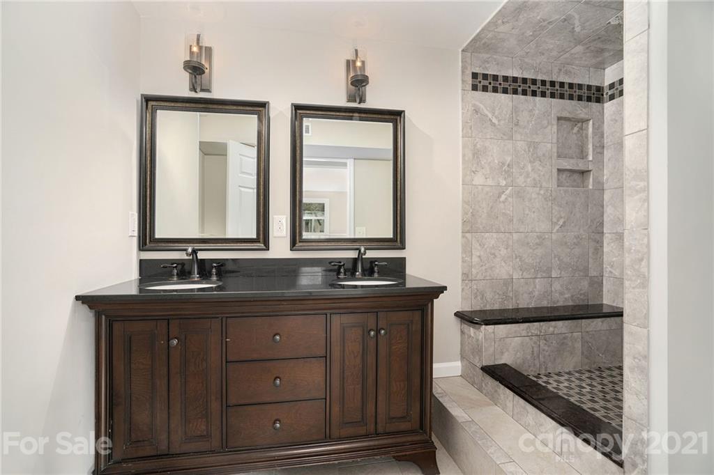 1916 Rice Planters Road, Unit 17 Charlotte, NC 28273 - Photo 14 of 28 Gallery Image 14